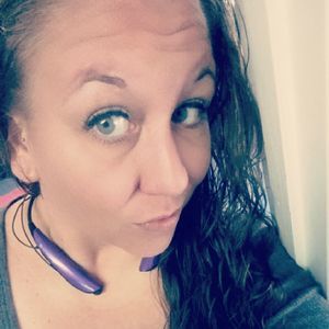 Meet your Posher, Kelli